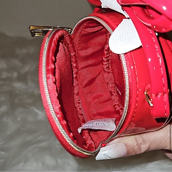 Marc Jacobs round red New in Package crossbody - Picture 4 of 4